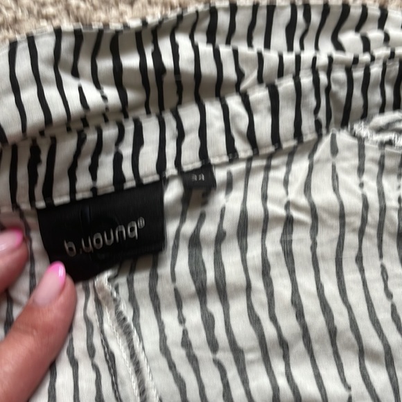 Zebra like dress - Picture 3 of 3